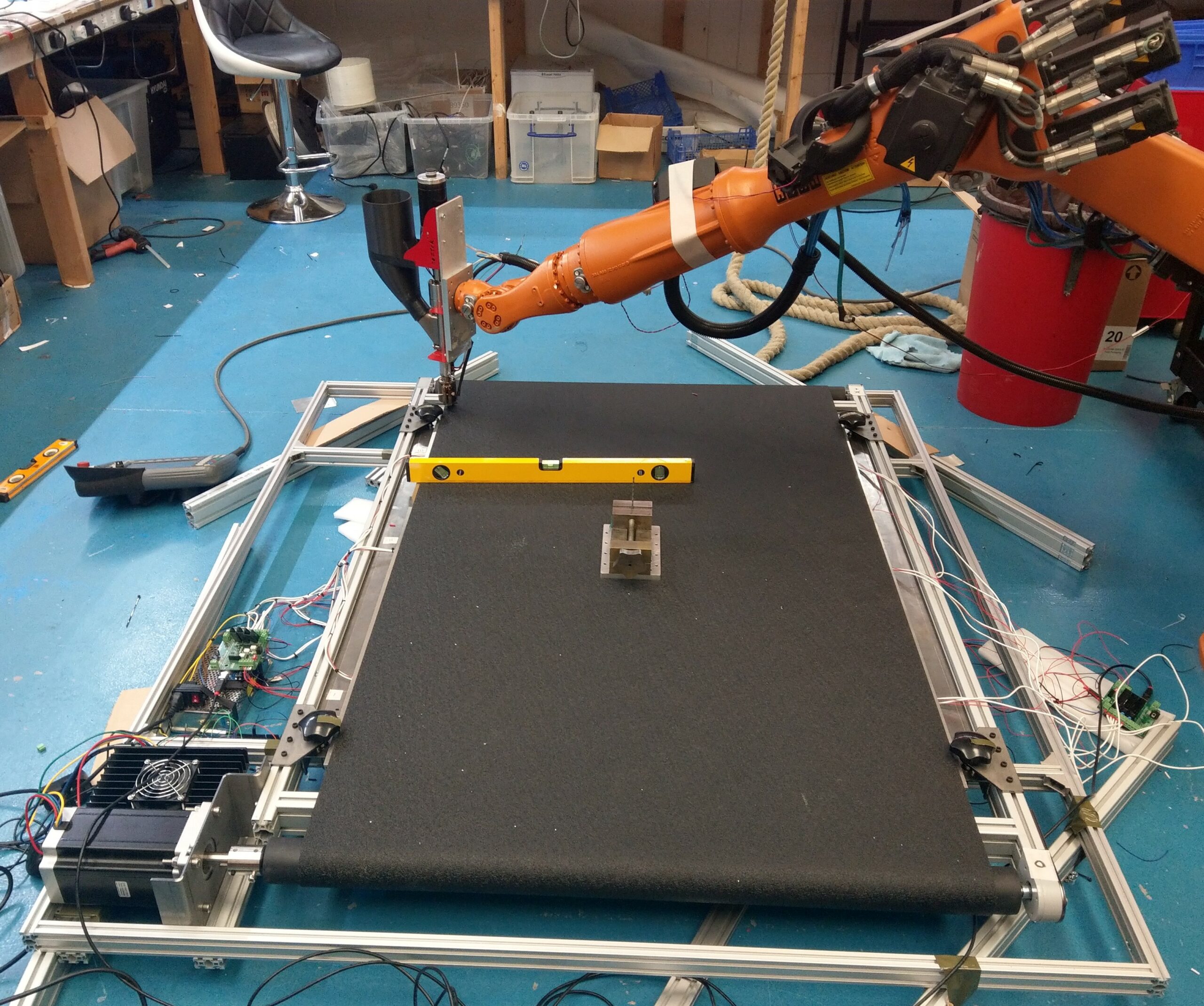 Noztek Revolutionises 3D Printing with New Customisable Print Bed Conveyor System