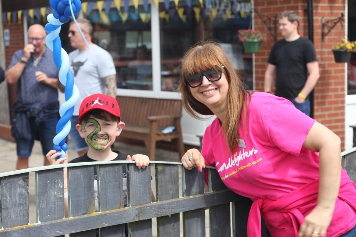 CHILDREN’S CANCER CHARITY CANDLELIGHTERS MAKE  MEMORIES WITH FAMILY FUN DAY AT SHERBURN AERO CLUB