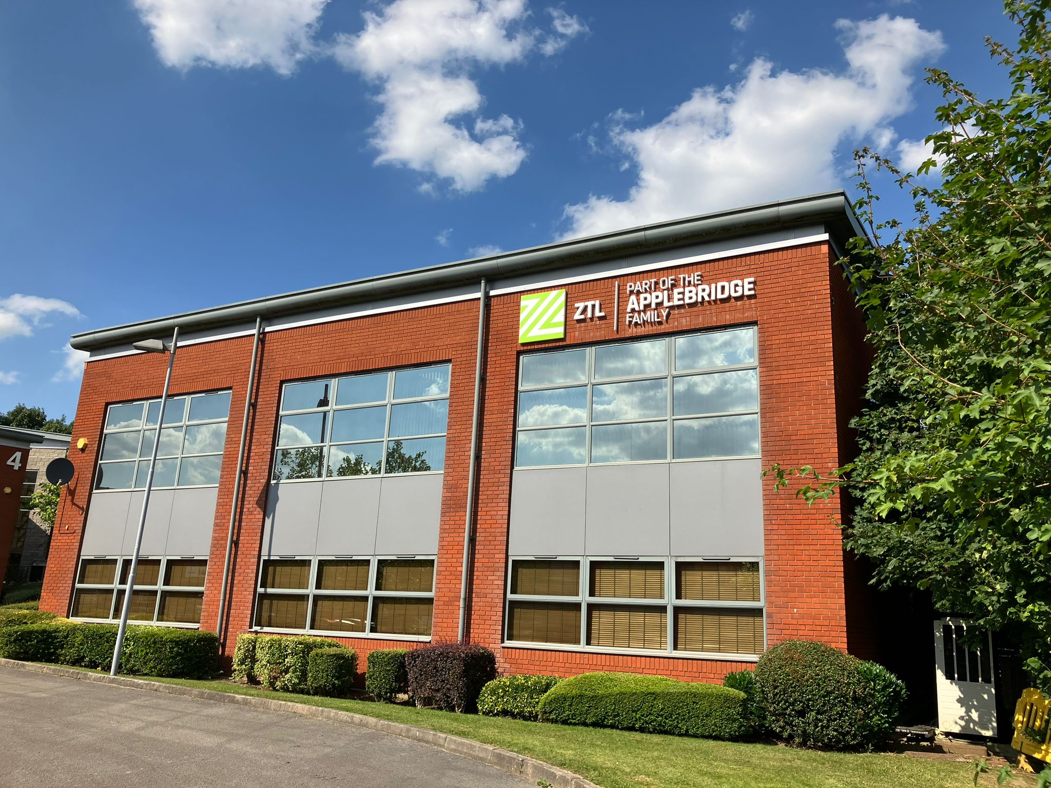 ZTL Contracting Expands to the Midlands with New Alfreton Office